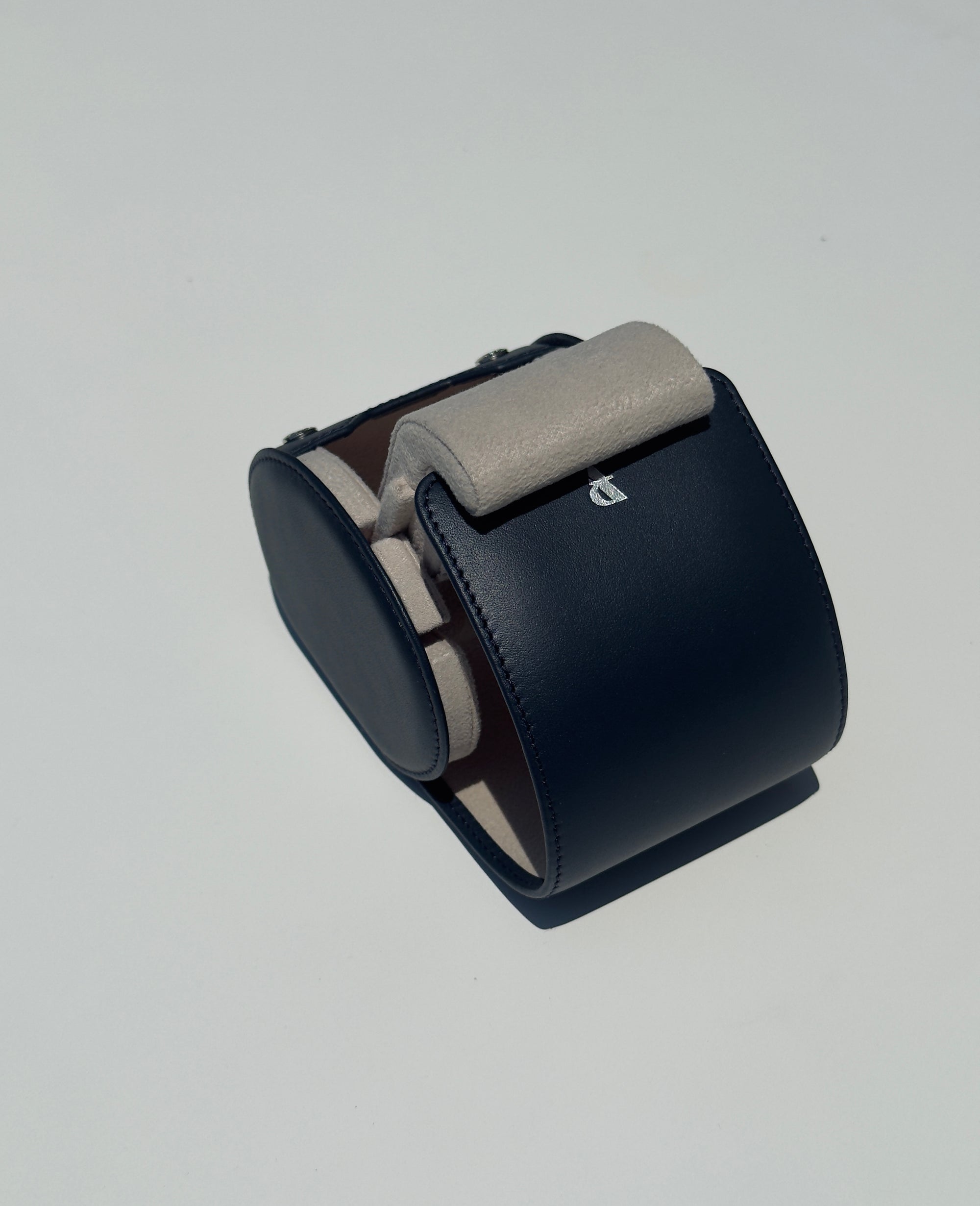 Watch Roll - 1 Slot