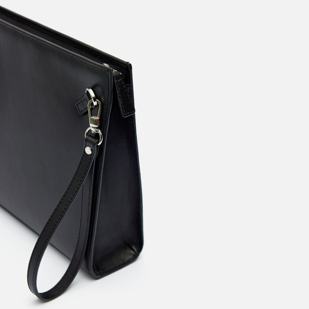 MONOLITH CLUTCH BAG - Black